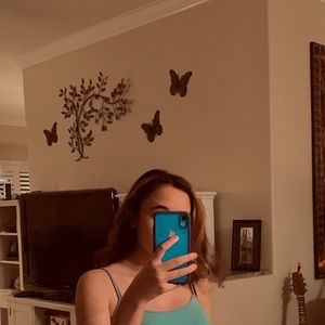 Meet your Posher, Hannah